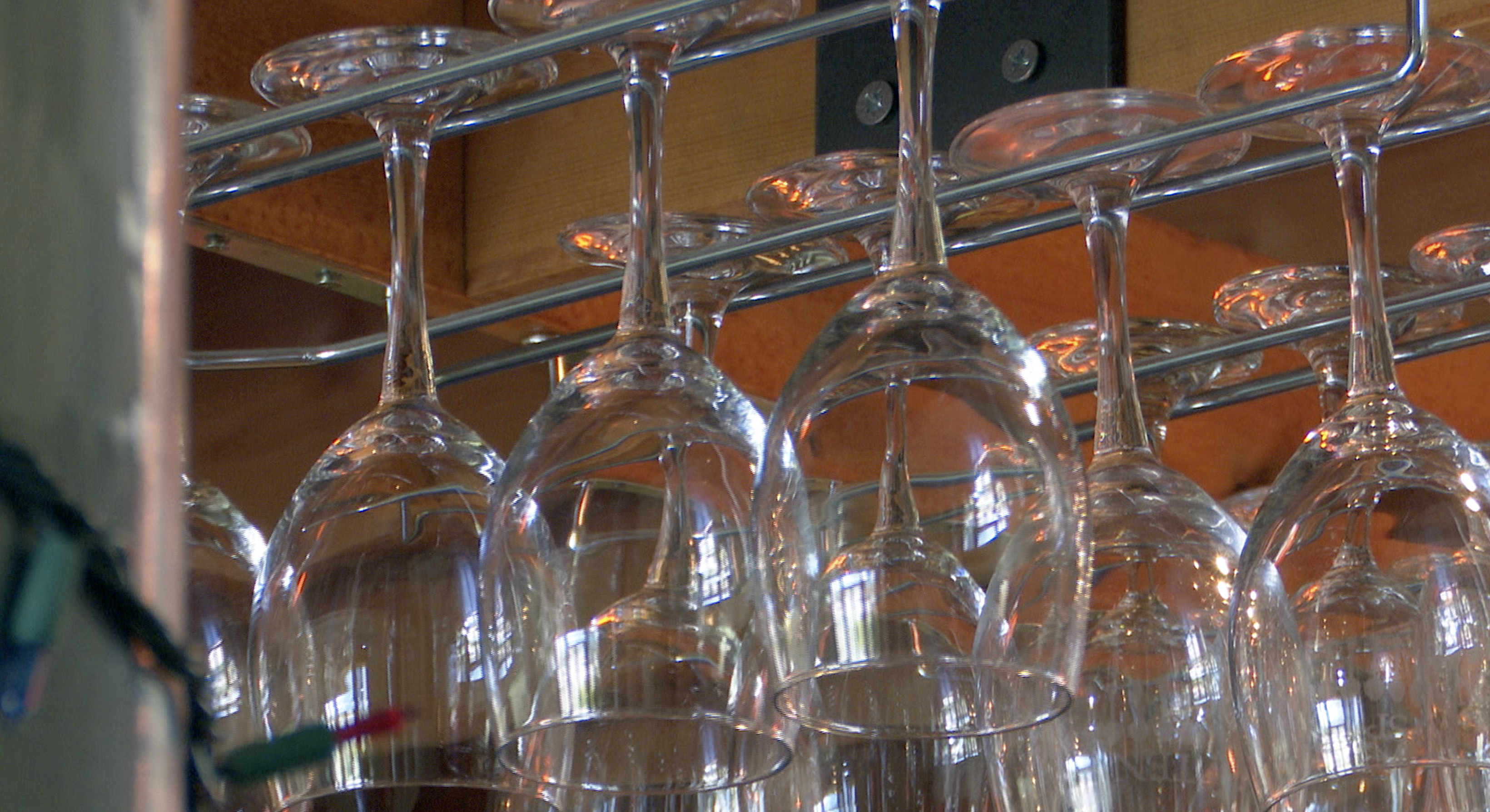 Tasting room and live music return to Ten Spoon Winery - Vimarsana News
